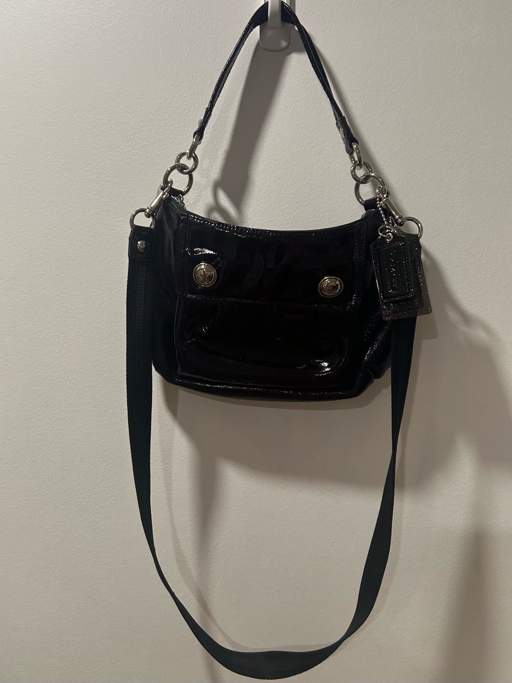 Vintage Coach Poppy Groovy 13852 Black Patent Leather Crossbody / Shoulder Bag